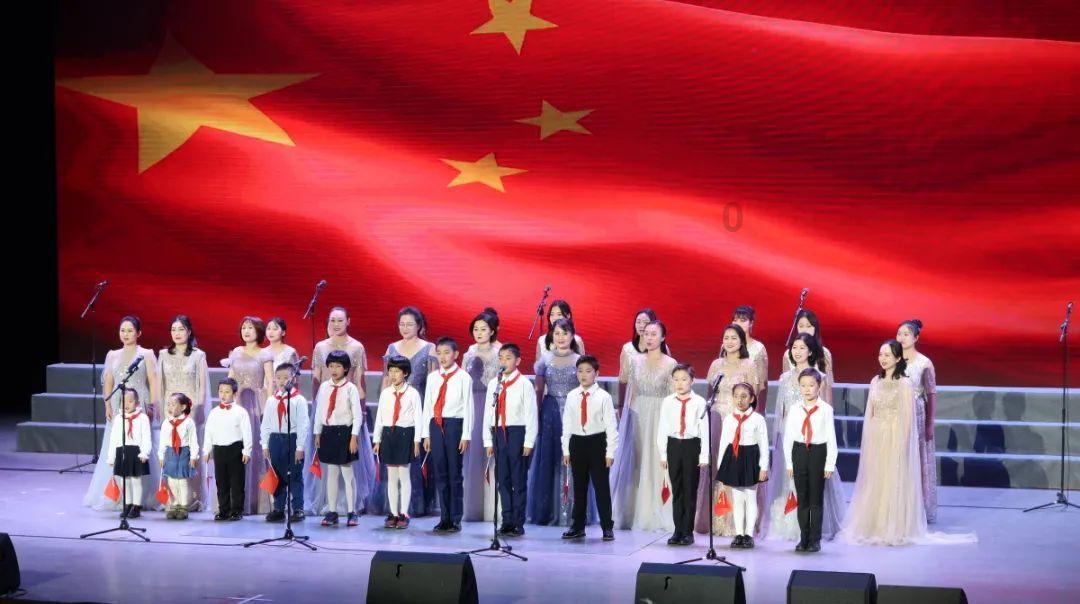 机智问答网页-智能回答你问题的如何评价《粉红女郎》这部作品?值得一看吗?平台